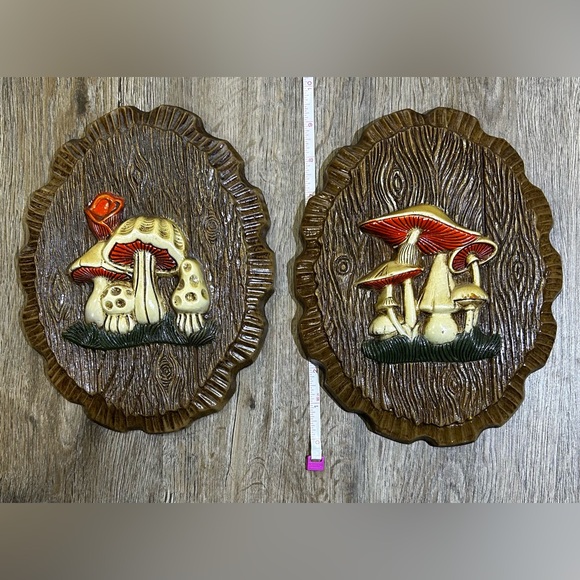 Unique Vintage 2 Piece Brown and Red Mushroom Wall Decor - Picture 4 of 6